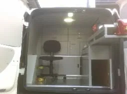 Adaptação de van oficina móvel em SP